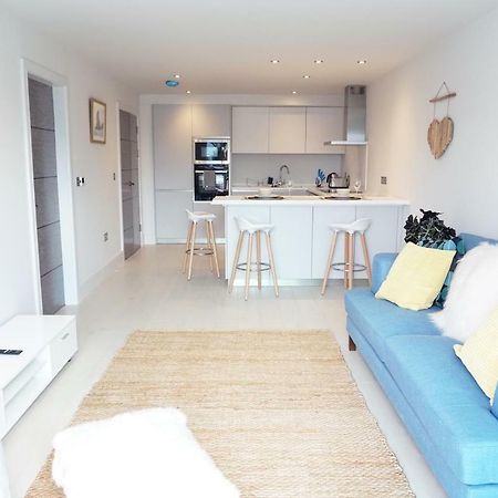 Saltwater Suites At Fistral New Quay Eksteriør billede
