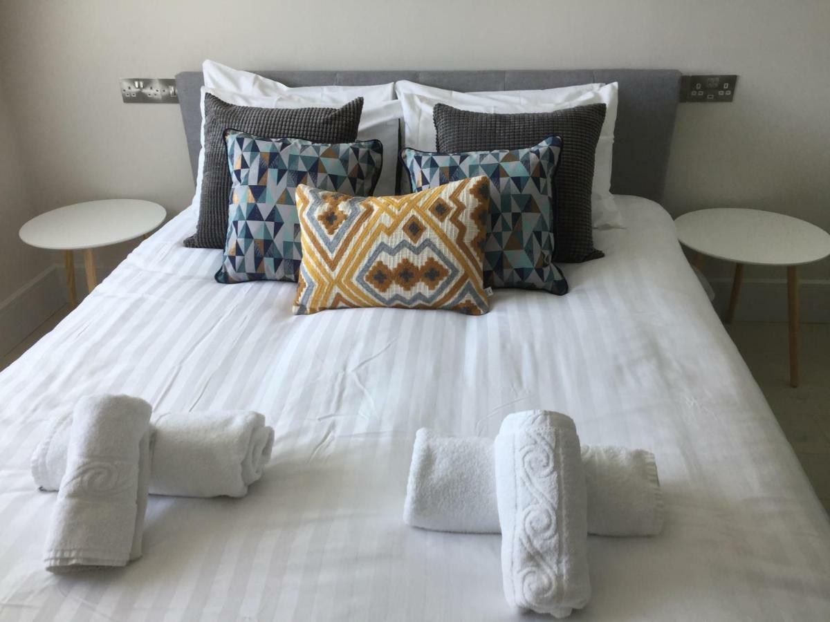 Saltwater Suites At Fistral New Quay Eksteriør billede