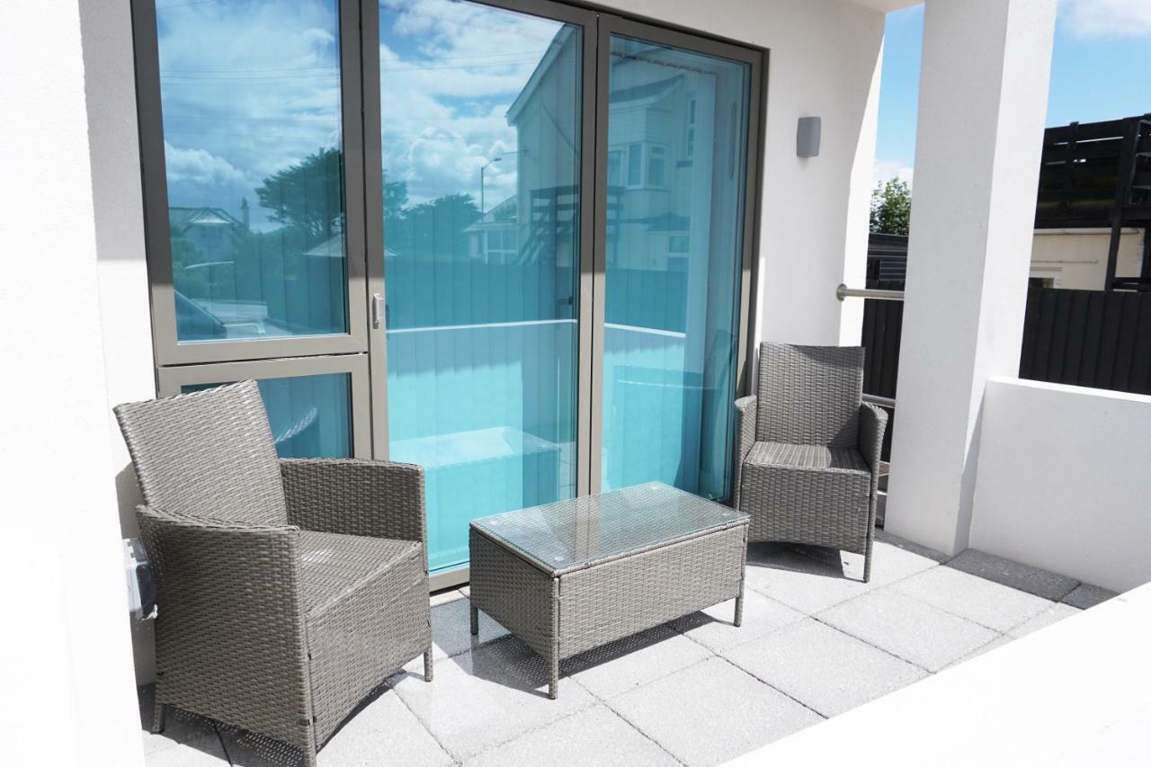 Saltwater Suites At Fistral New Quay Eksteriør billede