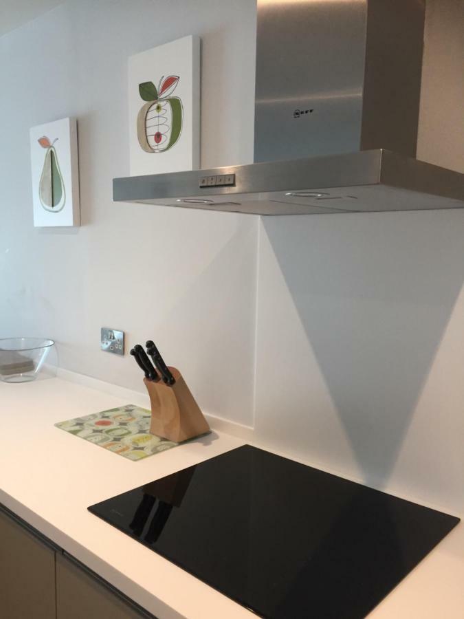 Saltwater Suites At Fistral New Quay Eksteriør billede
