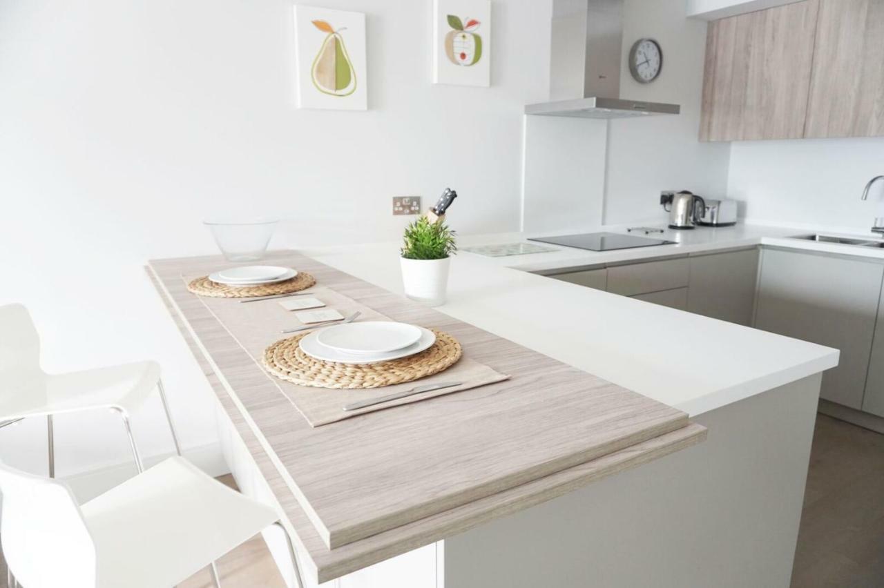 Saltwater Suites At Fistral New Quay Eksteriør billede